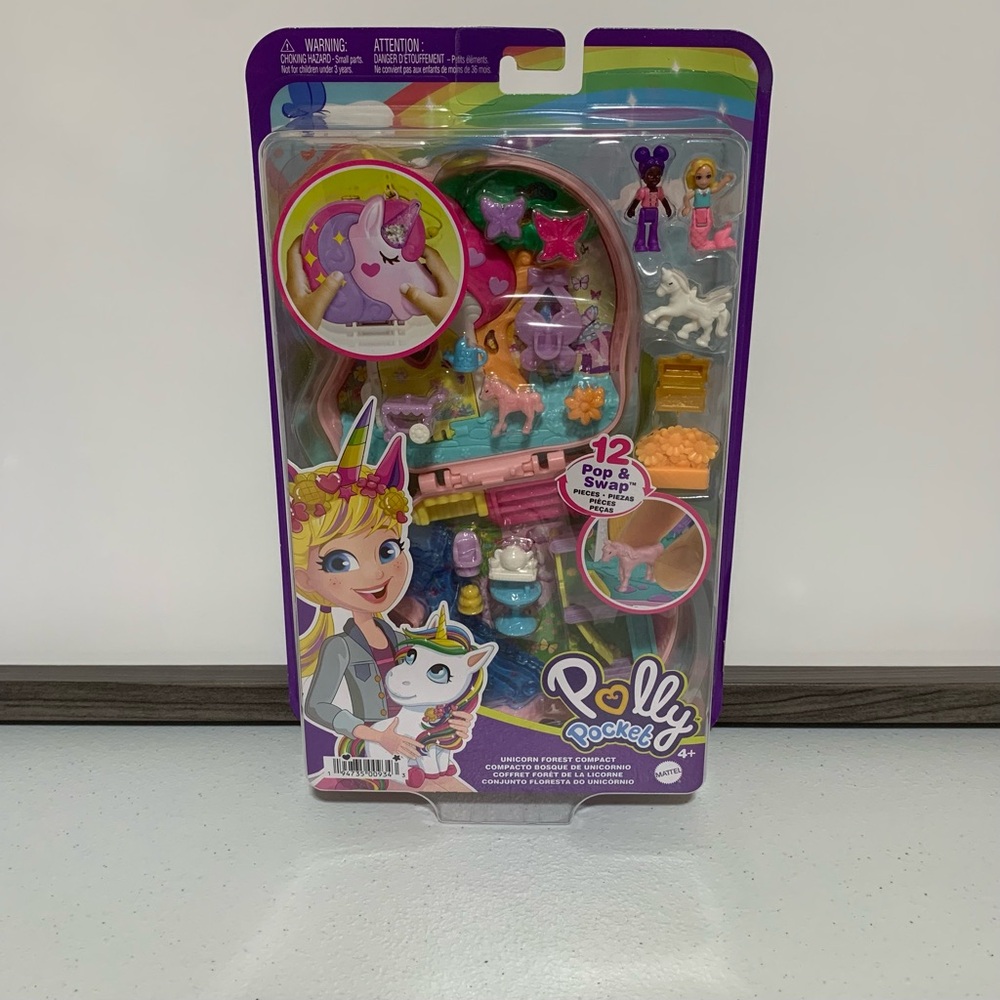 Polly Pocket™ Unicorn Forest Compact Playset w/2 Micro Dolls & Accessories-New